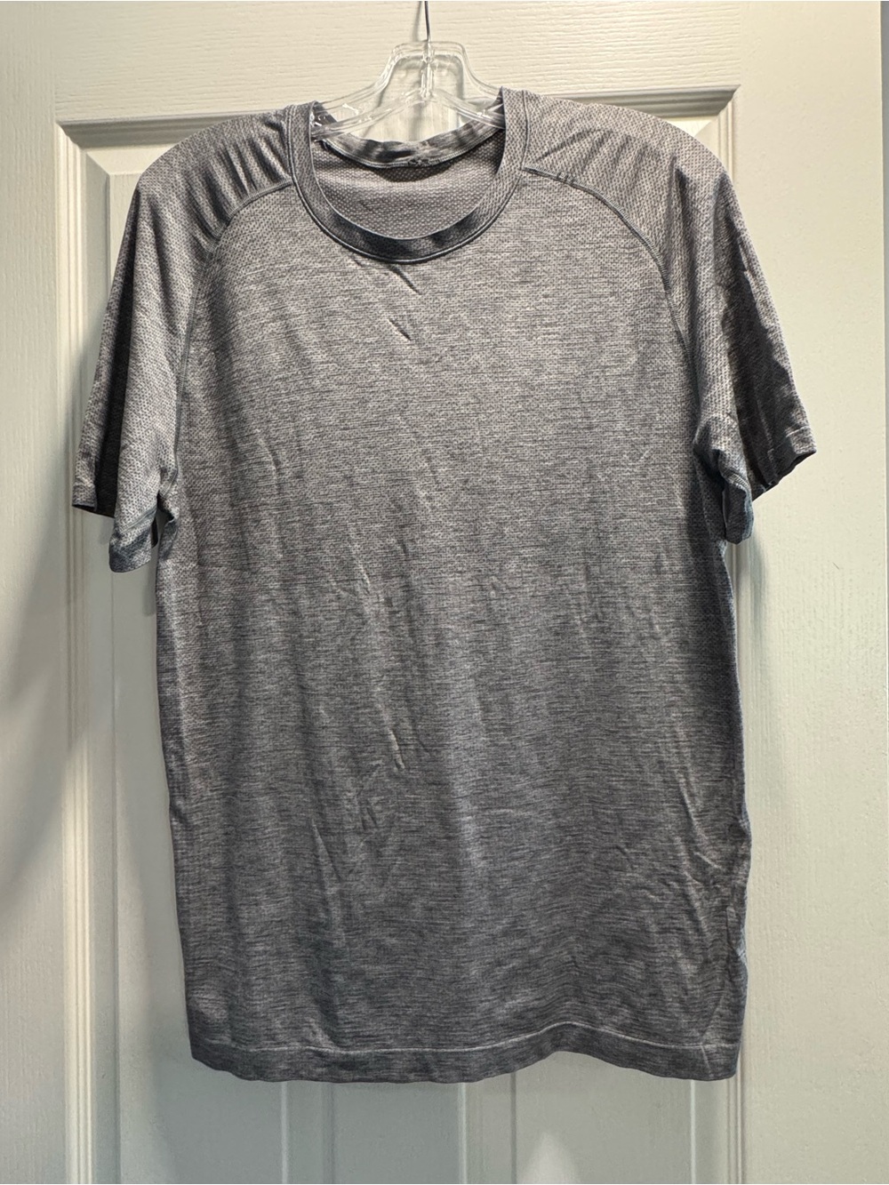 Lululemon Men's Metal Vent Tech Short Sleeve Shirt Gray Heather Size M
